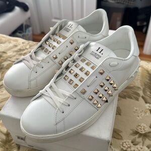 Valentino Gravani Rockstud Sneakers